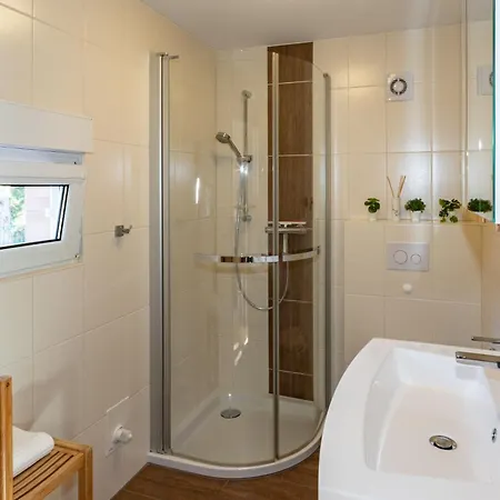 In Alt Schadow Mit Grill Und Terrasse Holiday home *